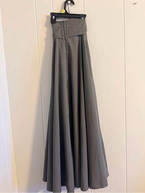 Flowing Full-Length Gray A-Line Maxi Skirt